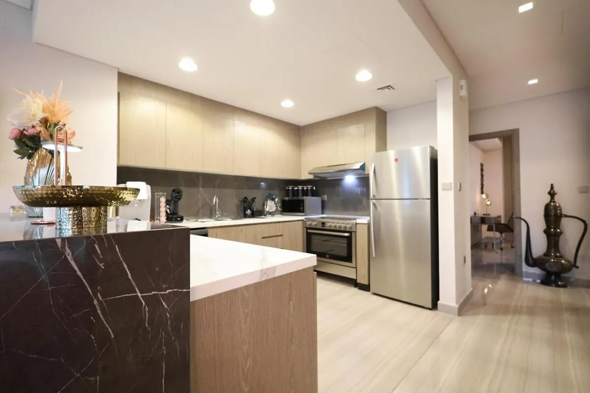 Stunning 4 Bed Villa, Private Pool, Damac Hills دبي